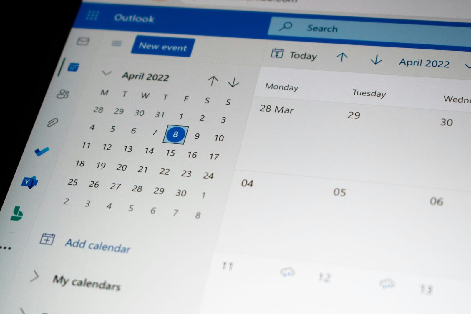 Outlook-agenda op een beeldscherm